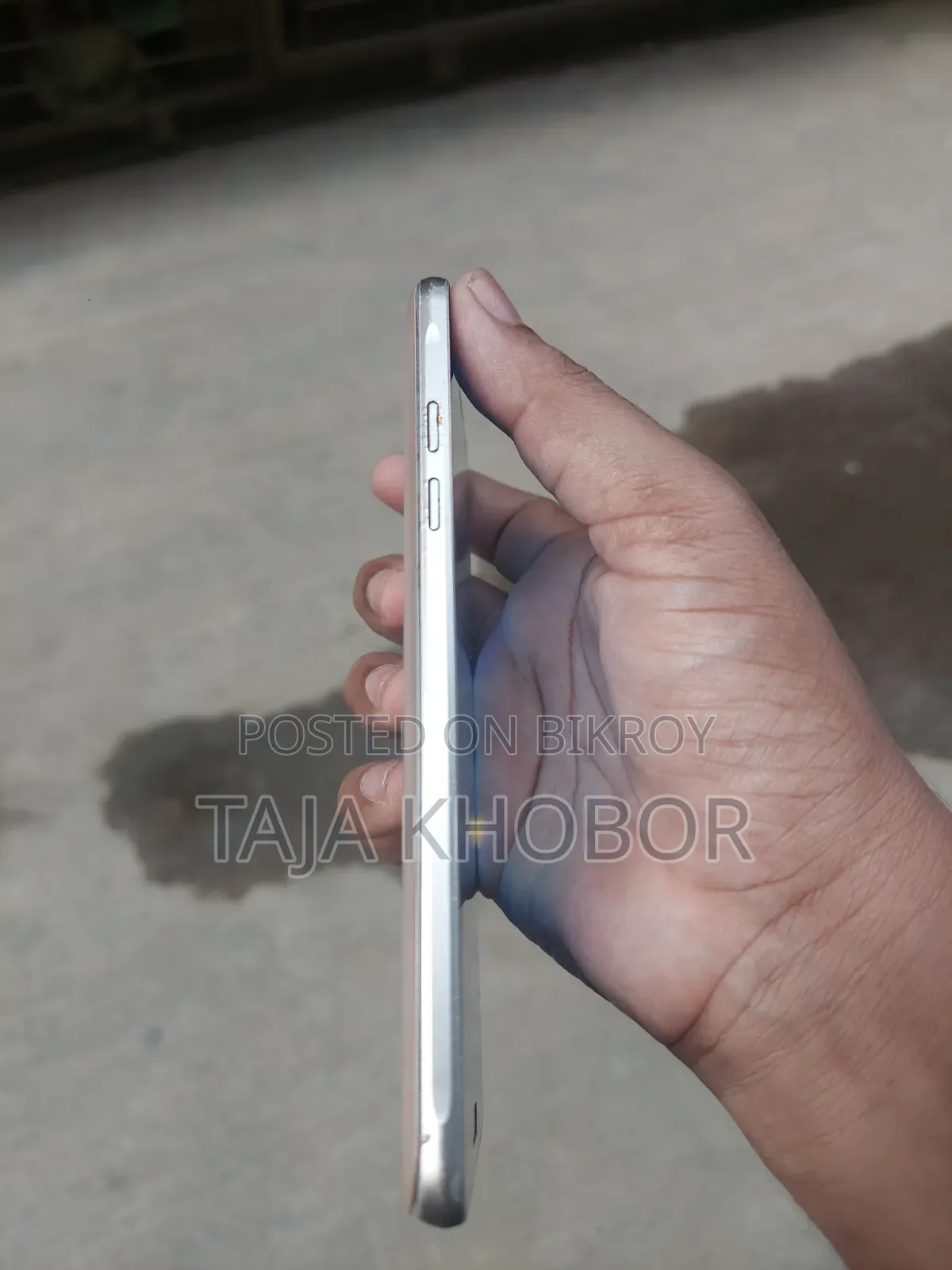 Samsung Galaxy J5 8 GB Orange