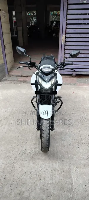 হিরো থ্রিলার ১৬০আর ২০২১ হোয়াইট