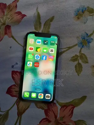 অ্যাপল আইফোন এক্সআর ৬৪ জিবি কালো