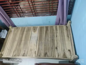 সিঙ্গেল খাট