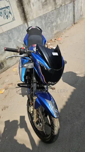 TVS Apache RTR 160 2V 2018 Blue