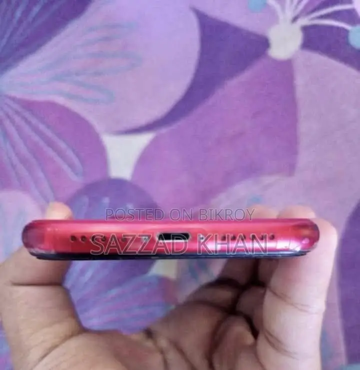 অ্যাপল আইফোন ১১ ১২৮ জিবি লাল