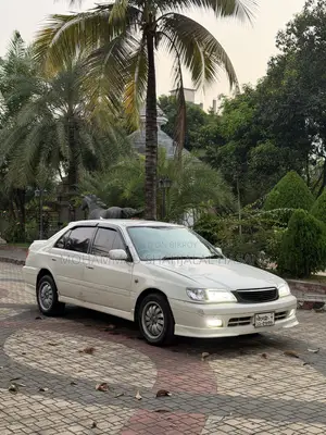 Toyota Corona Premio 1.6 Front-Wheel Drive 1998 Pearl