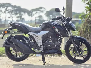 New TVS Apache RTR 160 4V 2026 Black