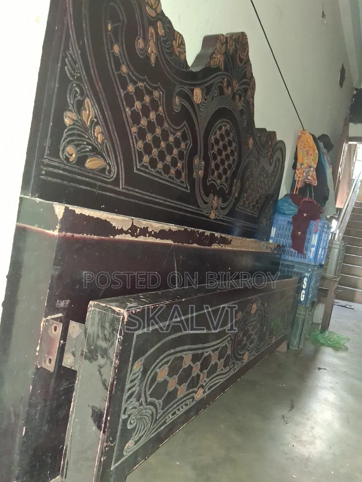 ভালো মানের মালোসিয়া খাট বিক্রি করা হবে