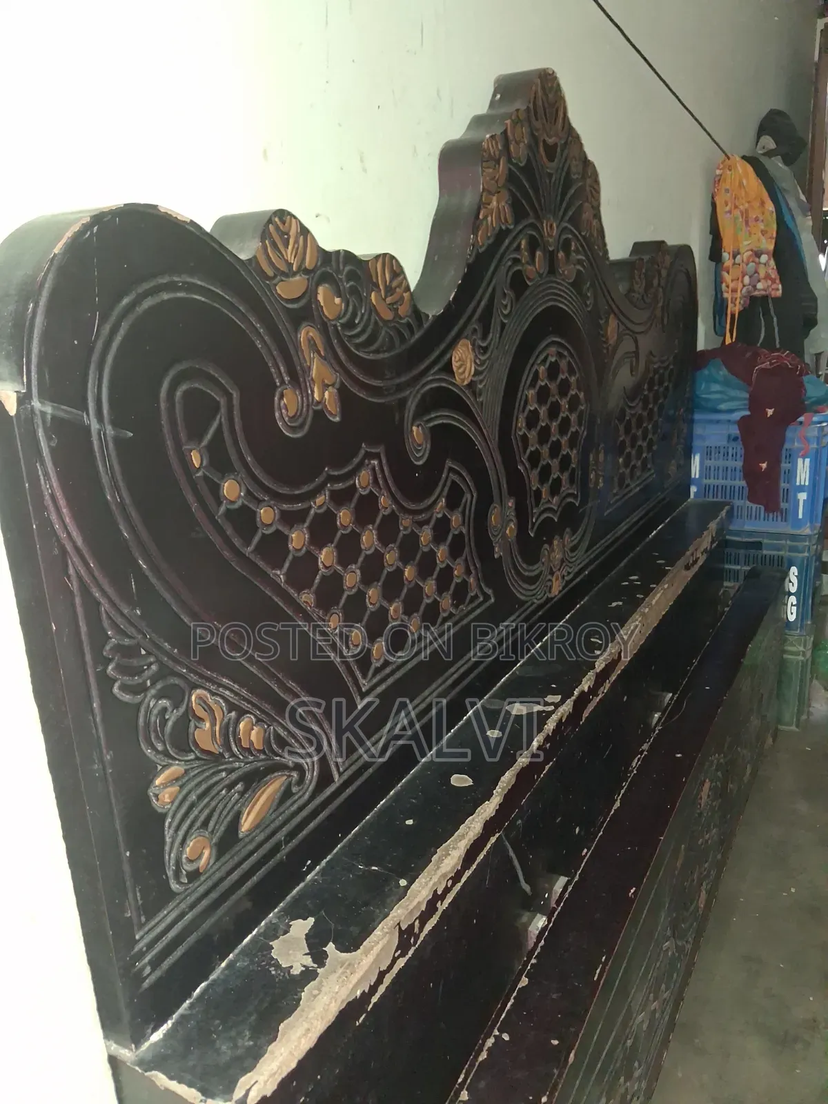 ভালো মানের মালোসিয়া খাট বিক্রি করা হবে