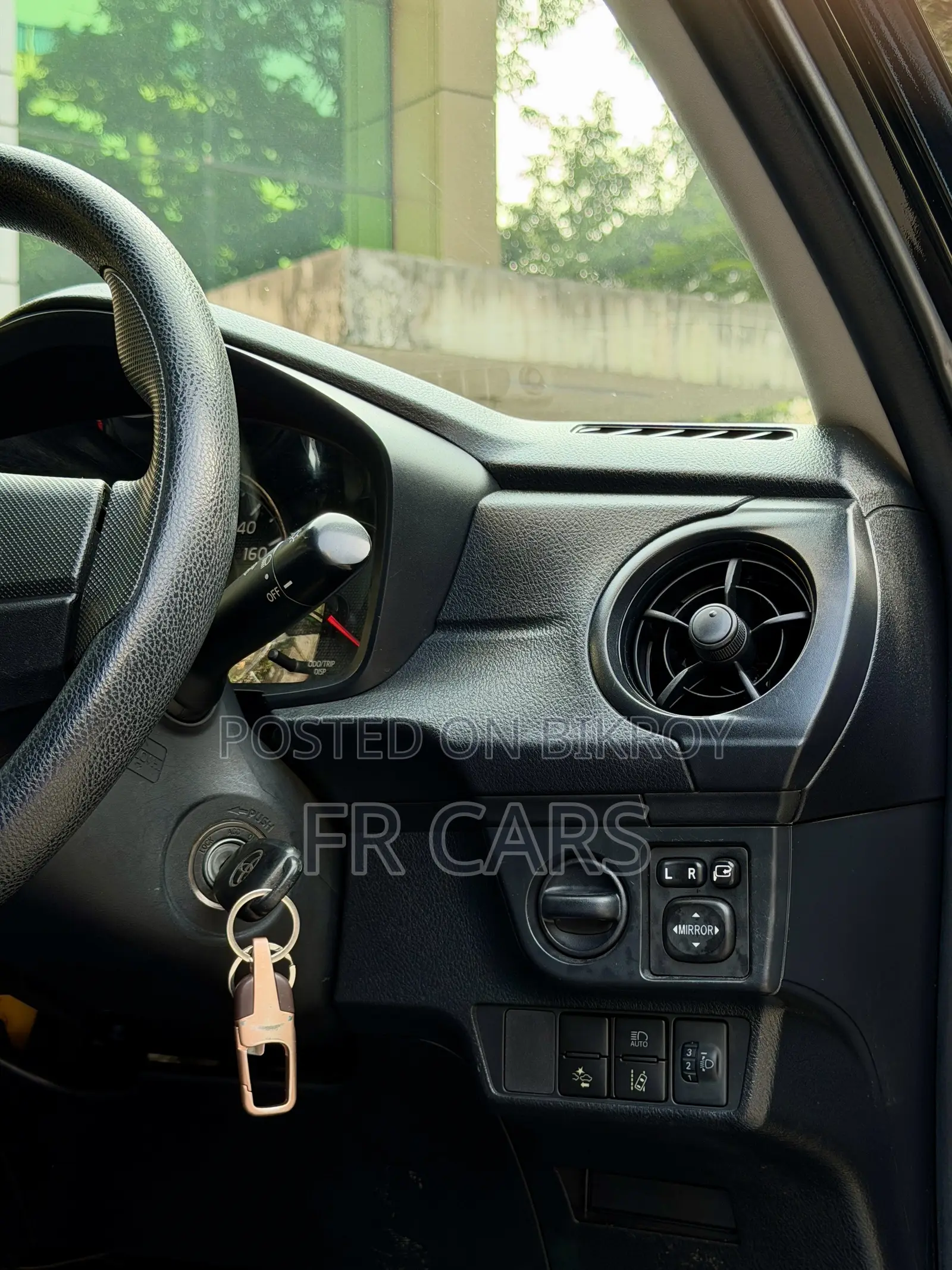 Toyota Corolla Fielder 1.5 Hybrid Front-Wheel Drive 2018 Black