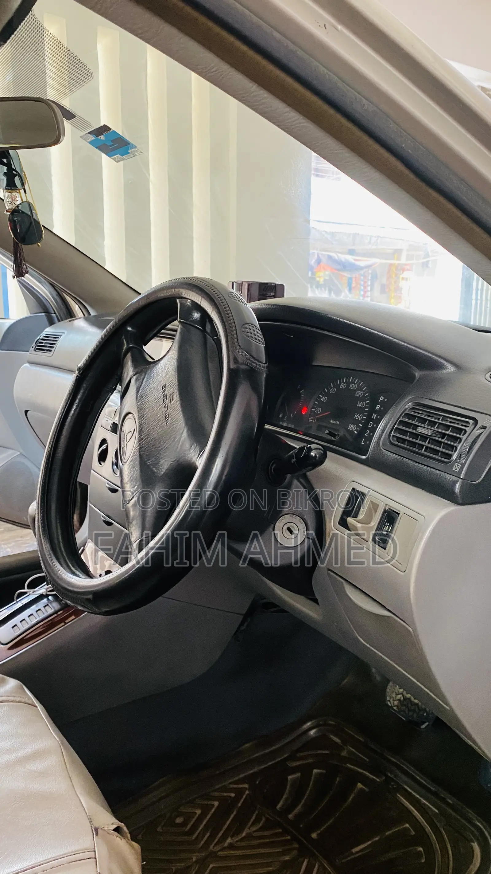 Toyota Corolla 1.4 Sedan 2002 Beige