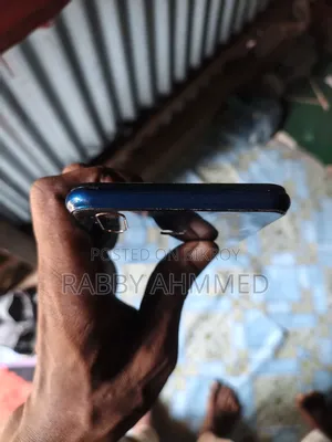 Vivo Y11 32 GB Purple