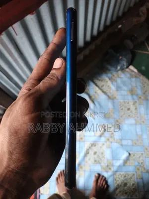 Vivo Y11 32 GB Purple