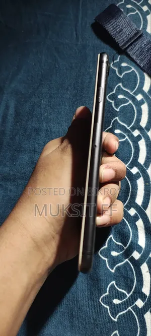 Apple iPhone 8 128 GB Black