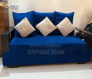 জরুরী সোফা সেট (৩+২) বিক্রয়ের জন্য