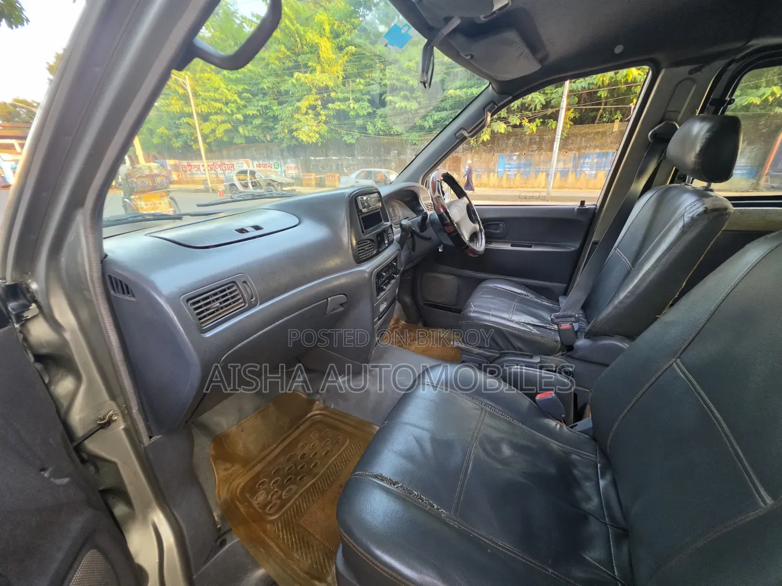 Toyota Noah 2002 Silver