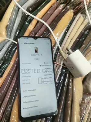 Samsung Galaxy A12 64 GB Red