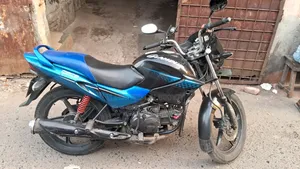 Hero Glamour 2018 Black