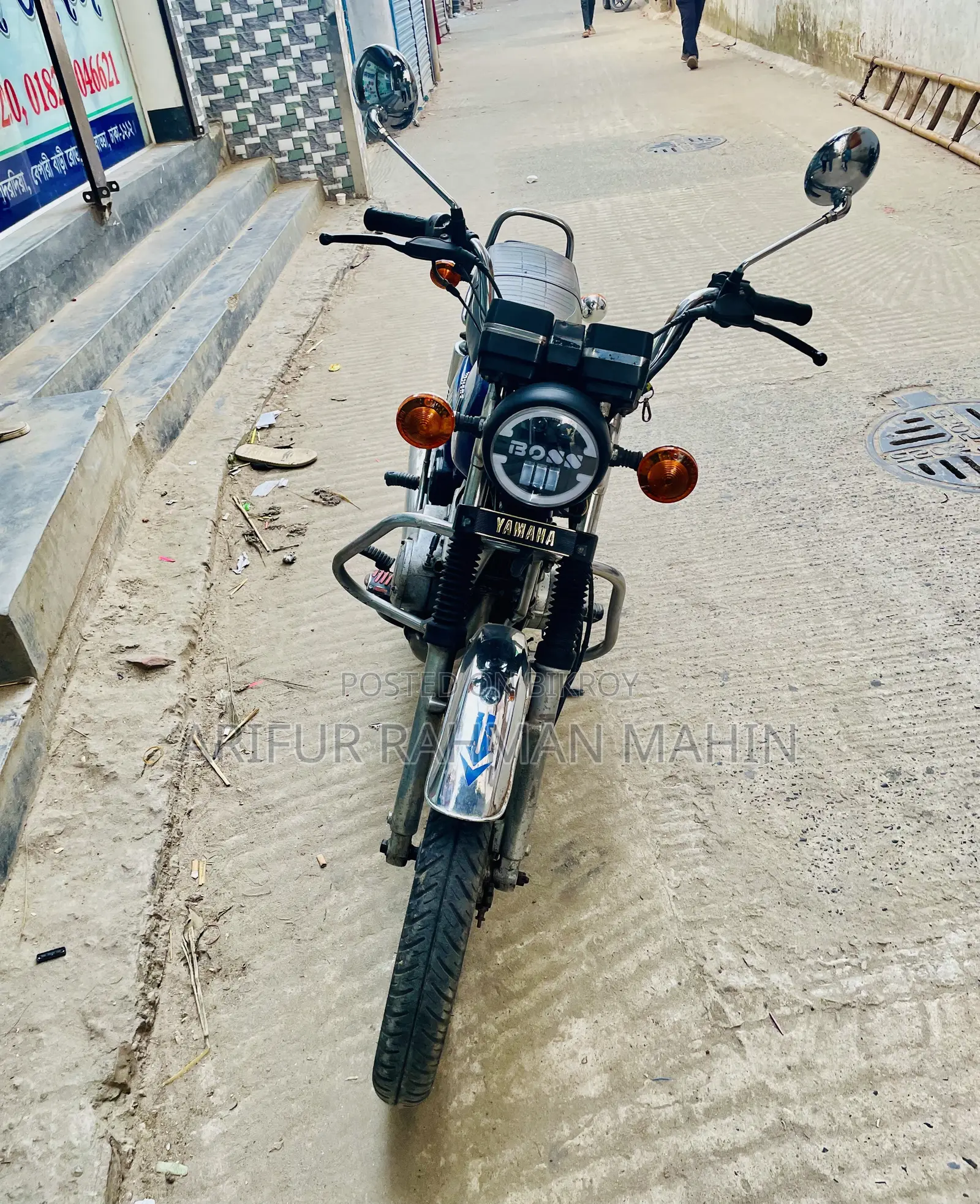 ইয়ামাহা ২০০১ ব্লু