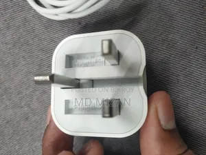 আইফোন চার্জার