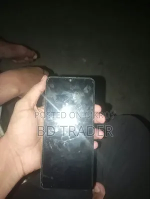 রিয়েলমি নোট ৬০এক্স ৬৪ জিবি হোয়াইট