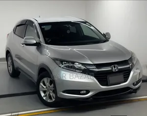 Honda Vezel 1.5 2WD 2014 Silver