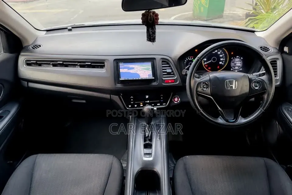 Honda Vezel 1.5 2WD 2014 Silver