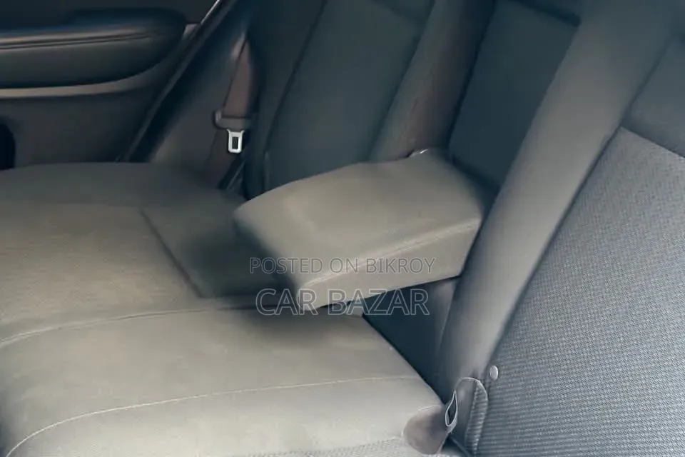 Honda Vezel 1.5 2WD 2014 Silver