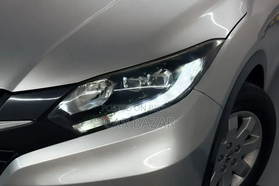 Honda Vezel 1.5 2WD 2014 Silver