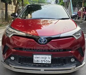 টয়োটা সি-এইচআর ২০১৮ লাল