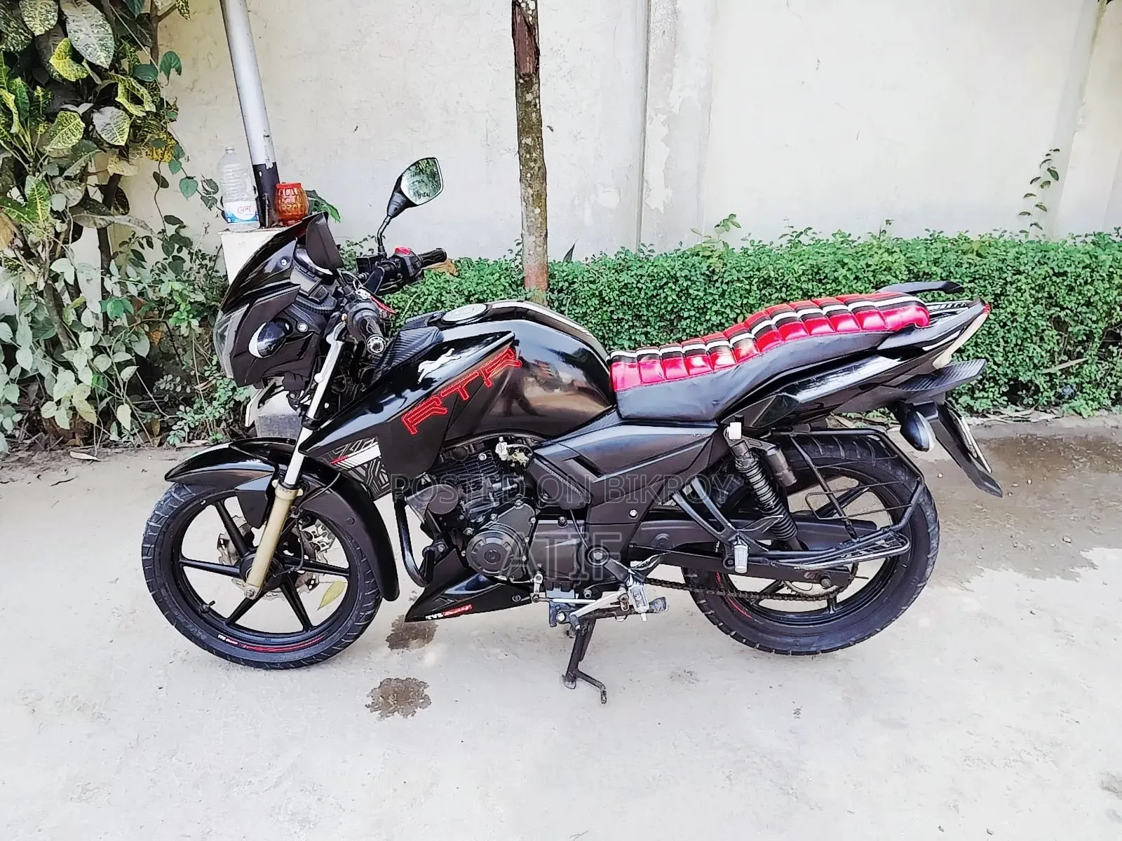TVS Apache RTR 160 2V 2020 Black