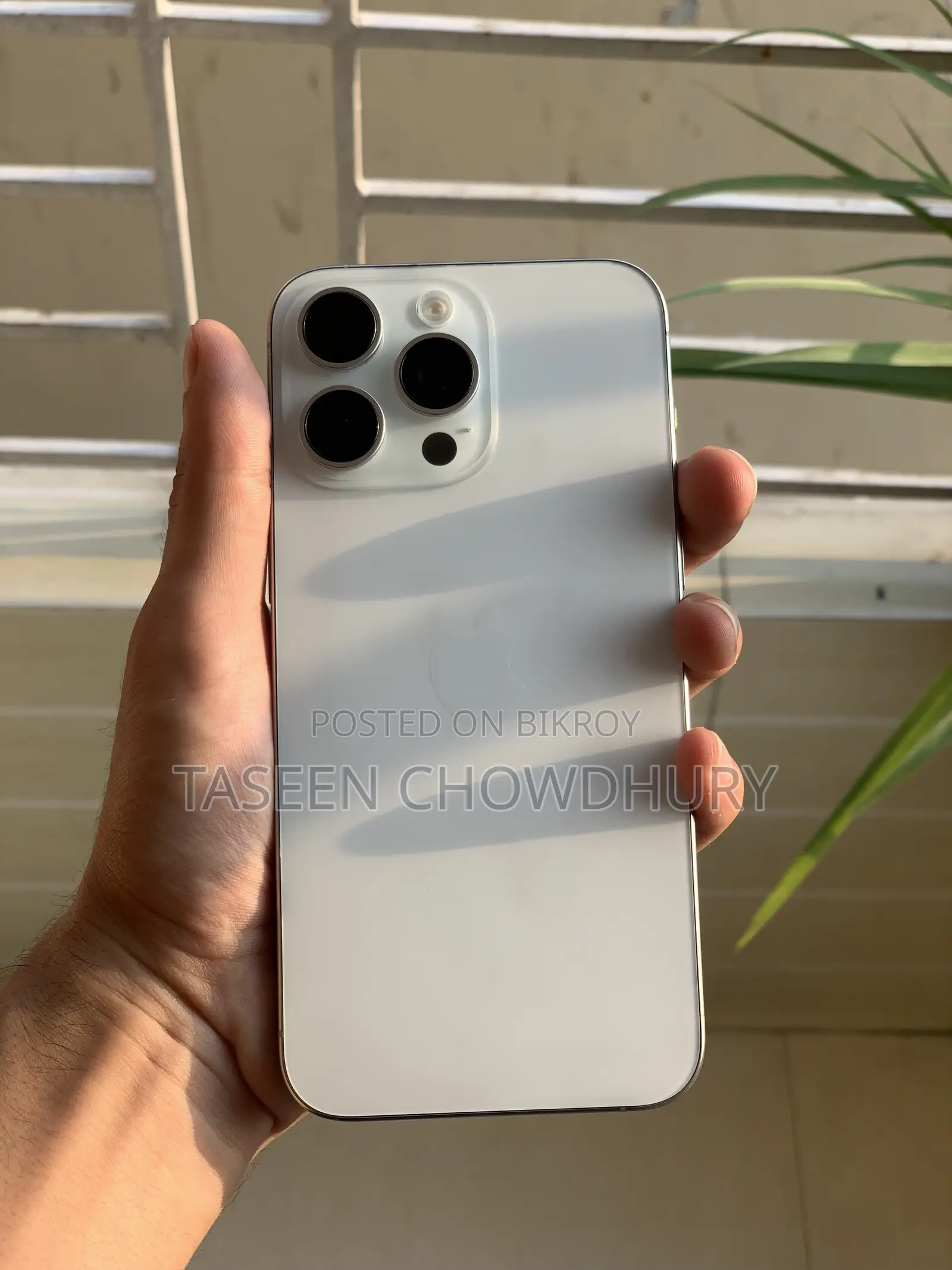 Apple iPhone 15 Pro Max 256 GB White