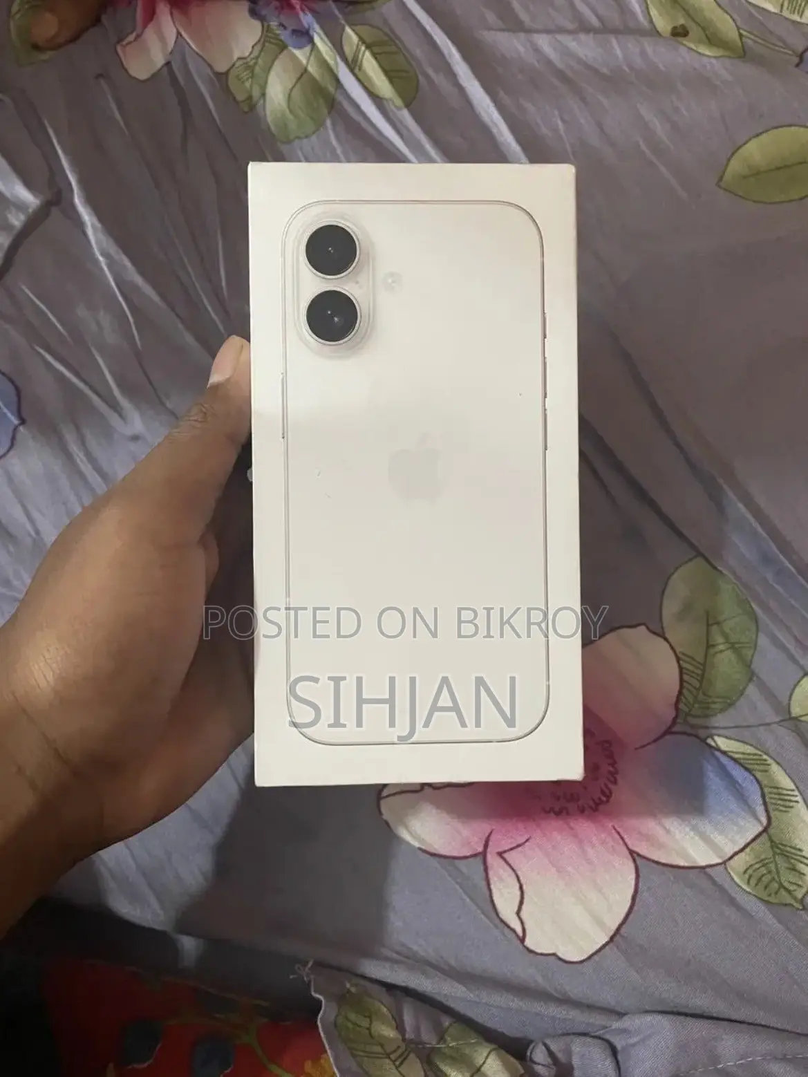 নতুন অ্যাপল আইফোন ১৬ ১২৮ জিবি সাদা