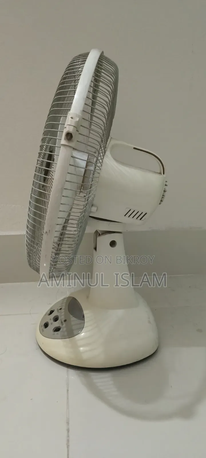 ফ্যান (ব্যাটারি ছাড়া)