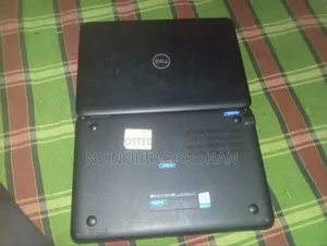 Laptop Dell Latitude 3190 4GB Intel Celeron SSHD+SSD 128GB