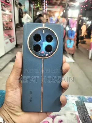 রিয়েলমি ১২ প্রো প্লাস ২৫৬ জিবি নীল