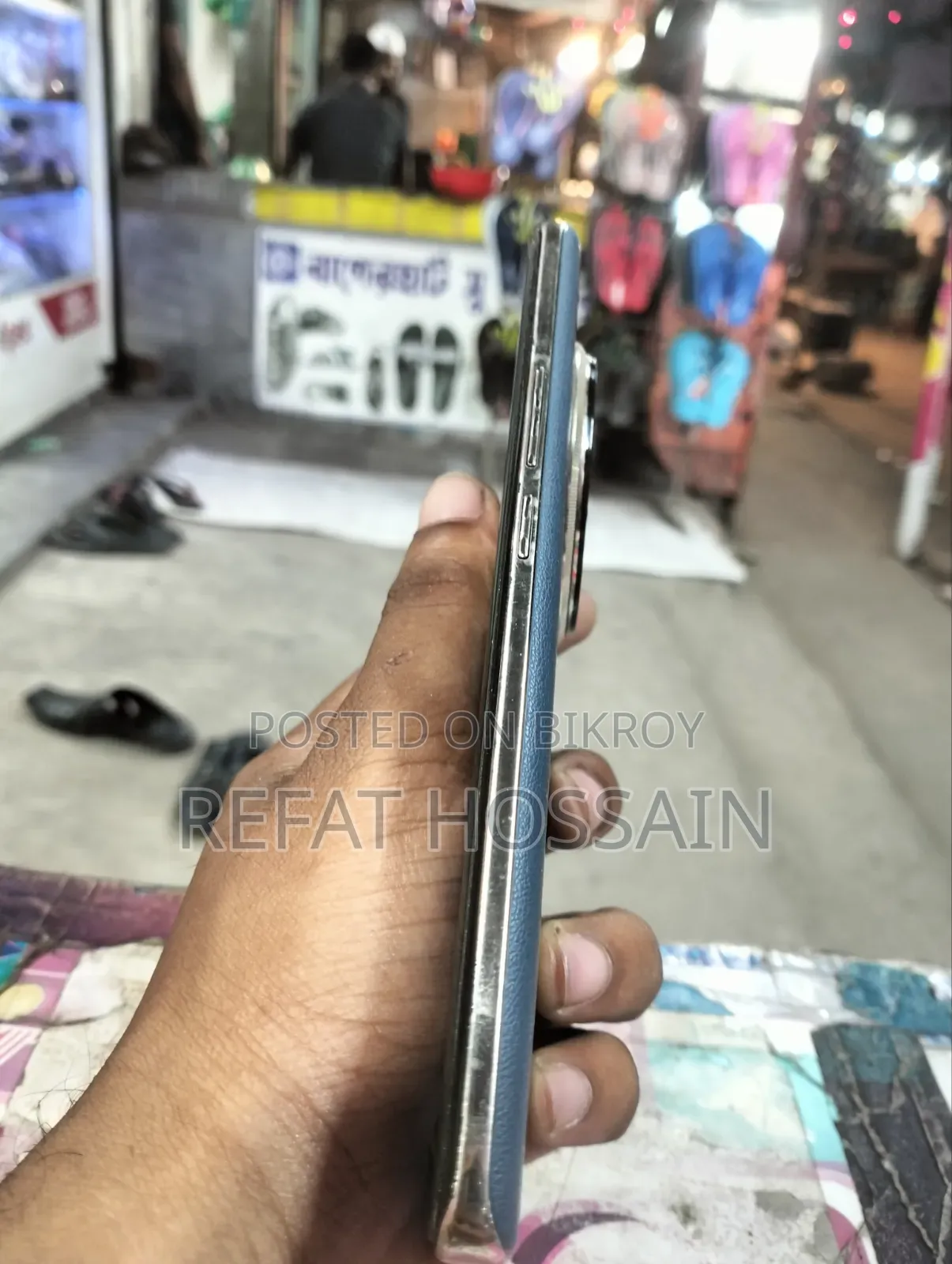 রিয়েলমি ১২ প্রো প্লাস ২৫৬ জিবি নীল