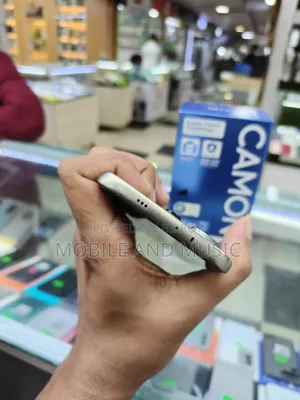 টেকনো ক্যামন ৫০ আল্ট্রা ২৫৬ জিবি সিলভার