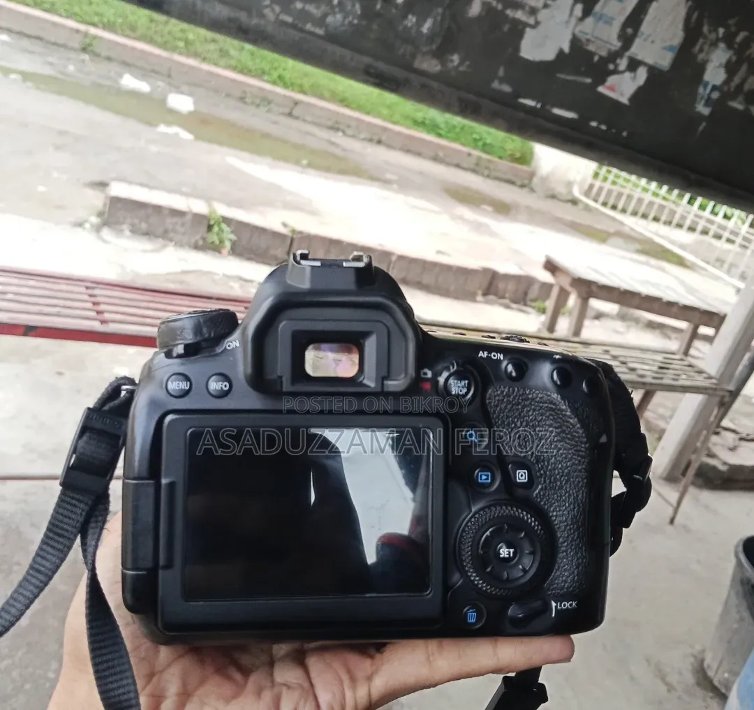 ক্যানন ৬ডি মার্ক ২ + ৮৫মিমি লেন্স + ফ্ল্যাশ