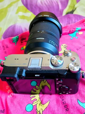 [FOR SALE] Sony A7C + Tamron 17-28mm F/2.8 (Full Setup)