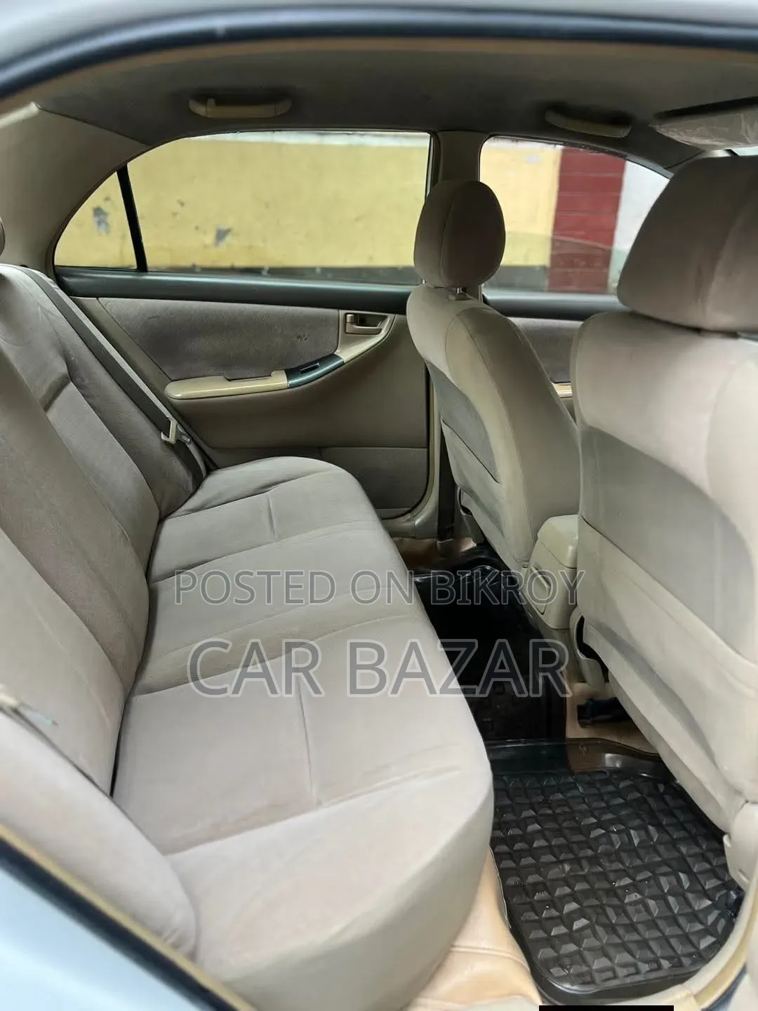 Toyota Corolla Sedan 2005 White