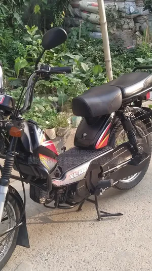 টিভিএস এক্সএল ১০০ ২০১৮ কালো