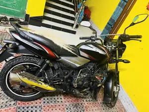 Bajaj Discover 125 2019 Black