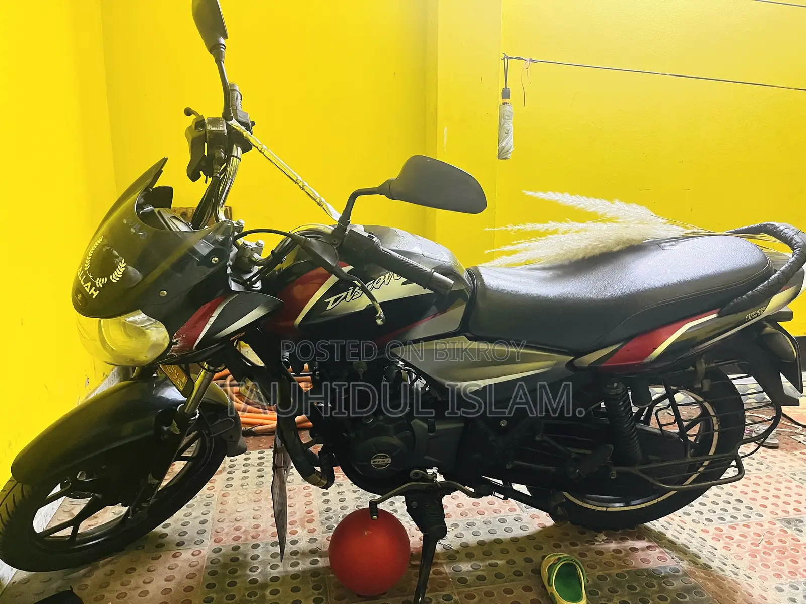 Bajaj Discover 125 2019 Black