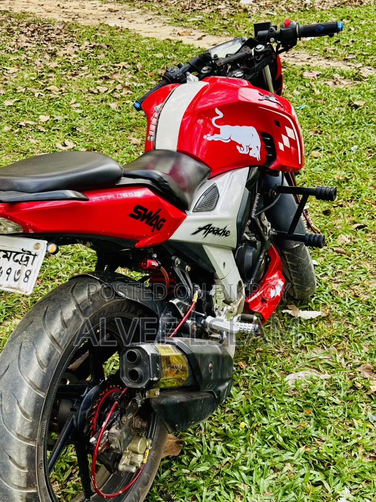 টিভিএস আপাচে আরটিআর ১৬০ ৪ভি ২০১৮ লাল