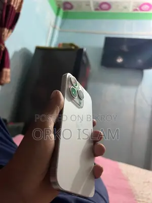 Apple iPhone 15 Pro 128 GB White