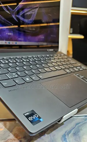 Laptop Lenovo Yoga 7i 16GB Intel Core i7 SSD 256GB