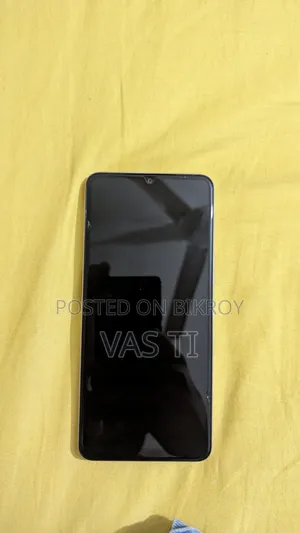 ভিভো ওয়াই০৪ ৬৪ জিবি গোল্ড