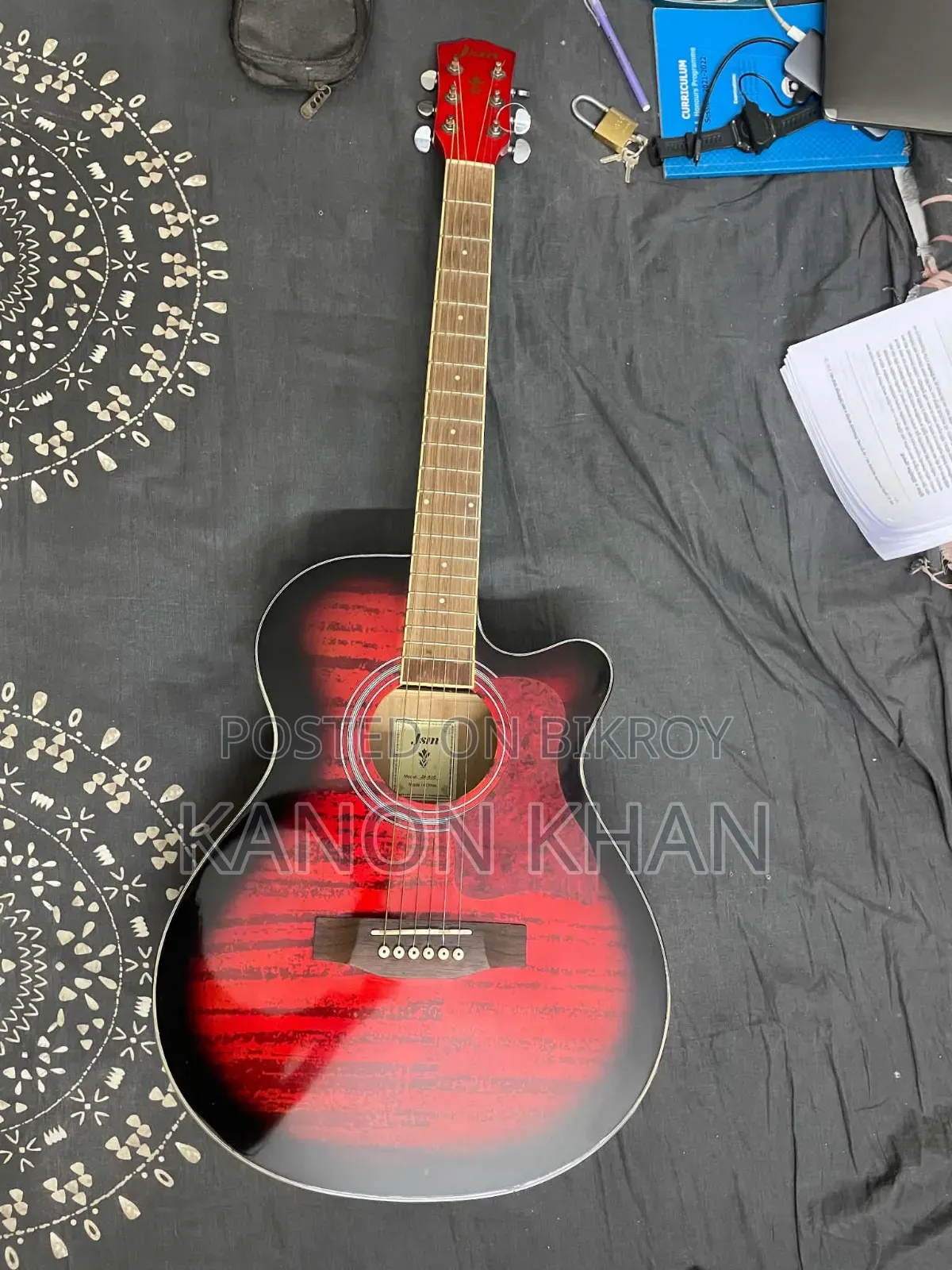 Acoustic Guitar