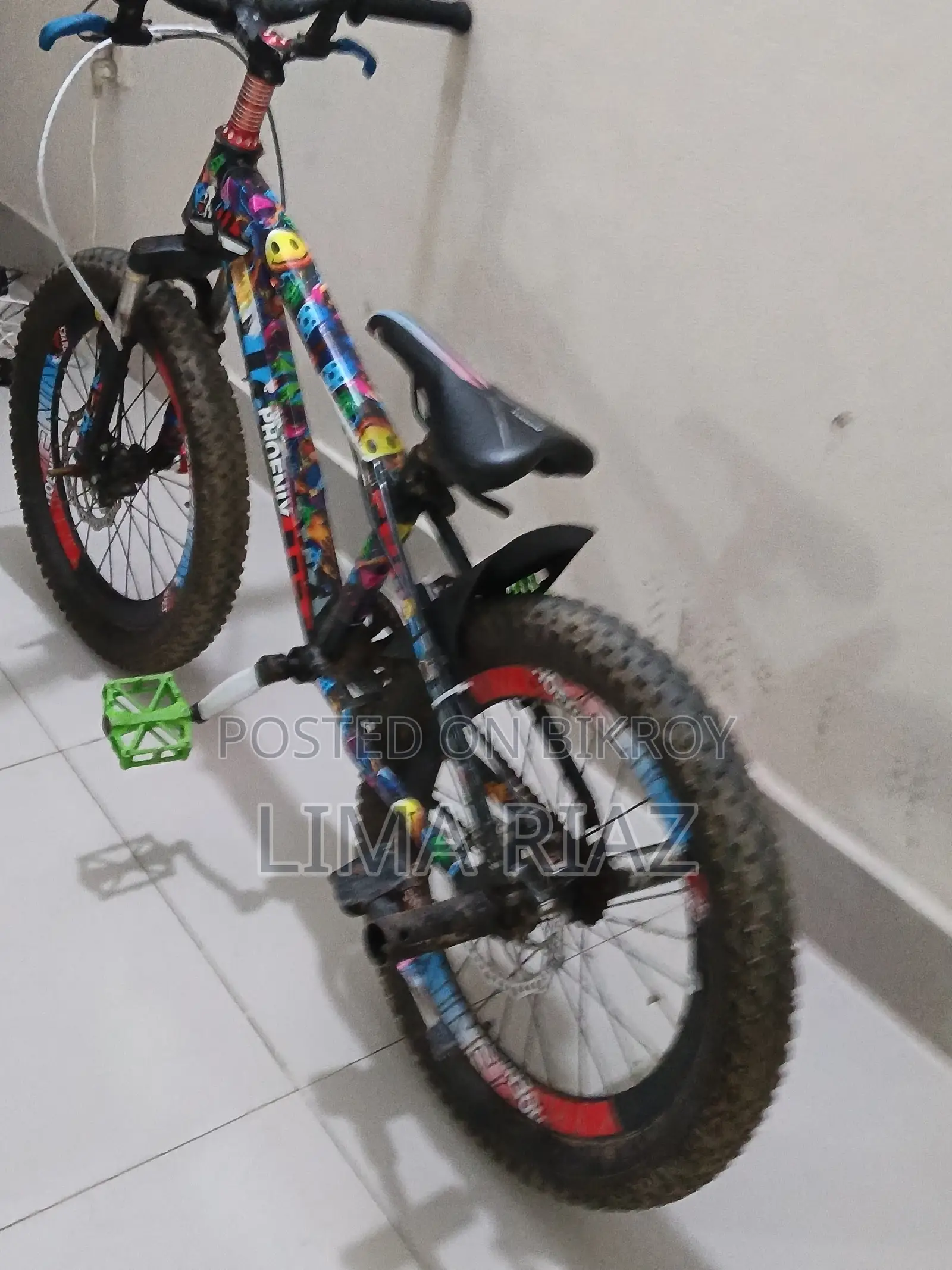 Phoenix Swat 20 Inch