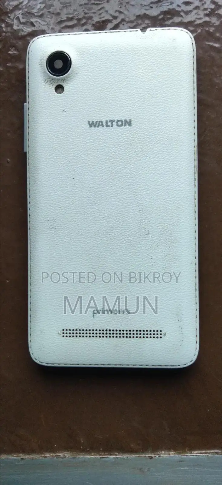 Walton Primo R8 64 GB White