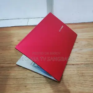 Laptop Asus 3GB Intel SSD 256GB