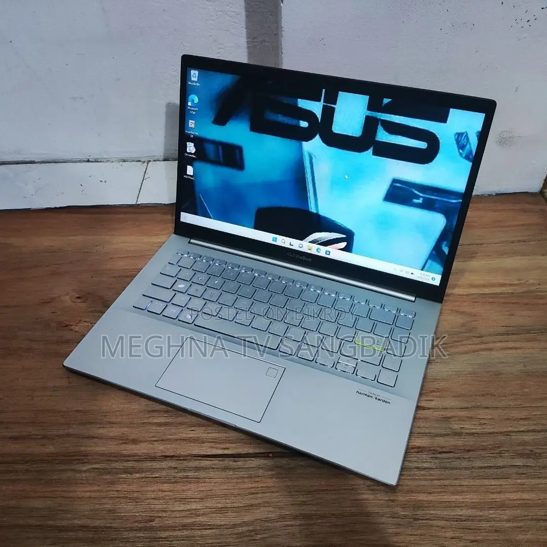 Laptop Asus 3GB Intel SSD 256GB